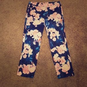 Cute pants that will go with blue pink or white